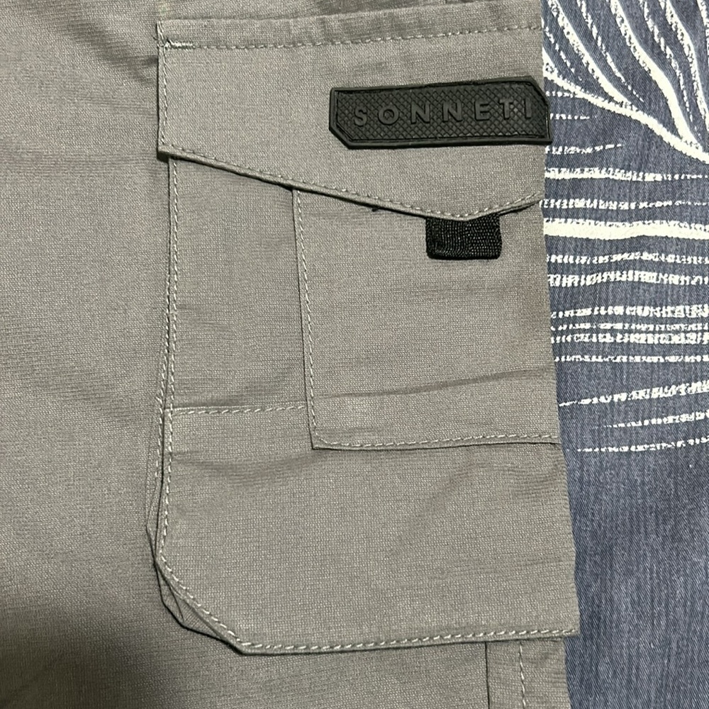 Cargo pants - Picture 2 of 5